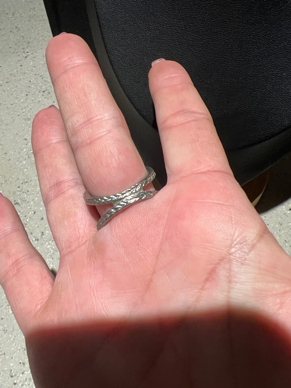 Oval Cat's Eye Statement Ring in Plum - Picture 3 of 4